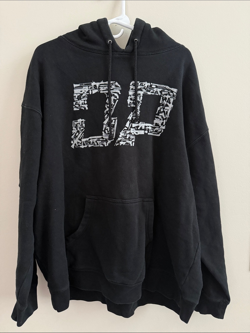 Black Graphic Pullover Hoodie - Men